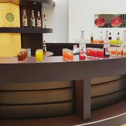 バースタッフ♪の記事動画