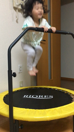 トランポリンの記事動画