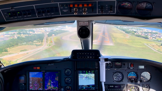 AOPAの航空フェアの記事動画