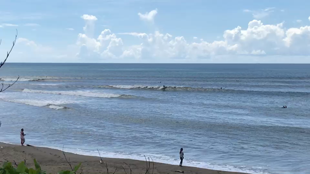 台風3号いい波を作ってくれましたの記事動画
