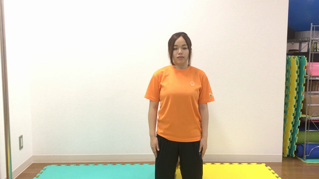 仕事始めの前に体を起こす！腰痛予防エクササイズの記事動画