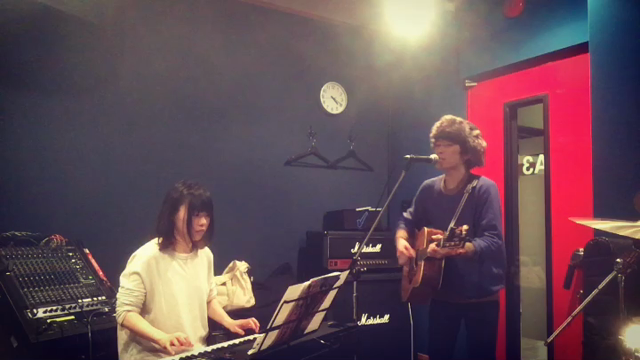 明日はナビカフェで千鳥奏の記事動画