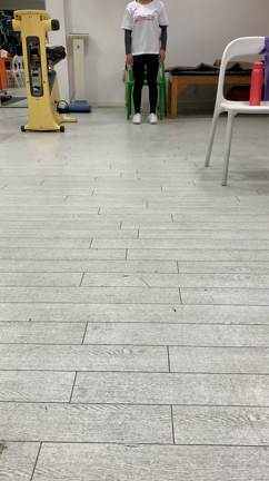 人工股関節手術後のリハビリの記事動画