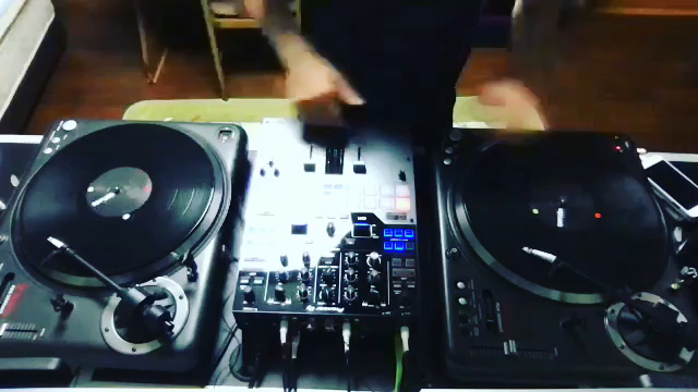オンラインDJ レッスンの記事動画