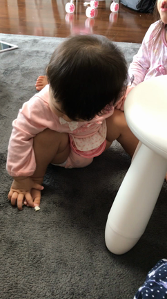 次女立ち上がる動画の記事動画