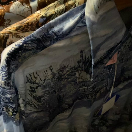 デッド　総柄シャツ　& 革靴の記事動画