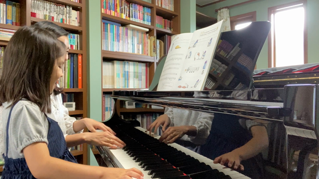 感性を引き出すピアノレッスン♪小学1年生2回目レッスンの様子の記事動画