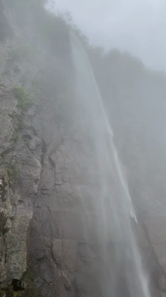 滝巡りの記事動画