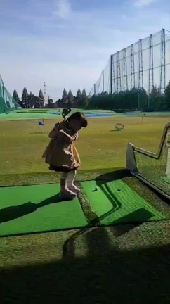 週末はゴルフの記事動画