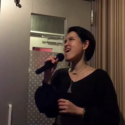 まゆちんサンタがやってきたの記事動画