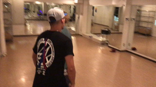 Go to なご〜や〜！！の記事動画