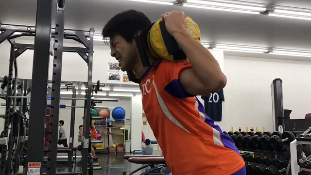 トライアスリート 川久保選手の記事動画