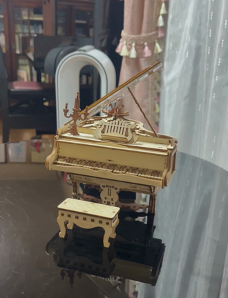 1月の絵本と魔法のピアノの記事動画