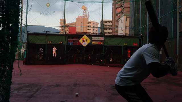 8月16日  240キロホームラン級レフト弾の記事動画