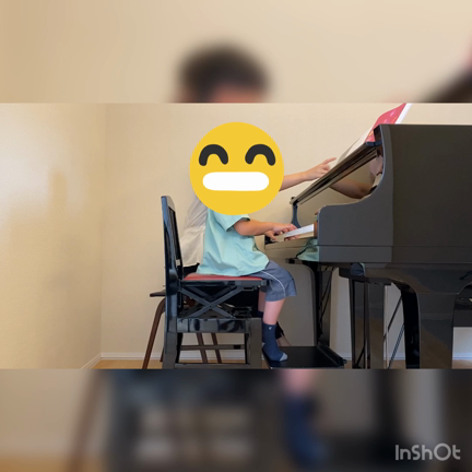 年長さんのピアノレッスンの記事動画