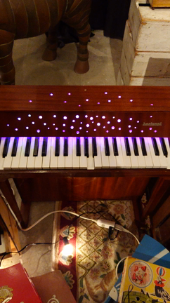 トイピアノはおもちゃか楽器かの記事動画