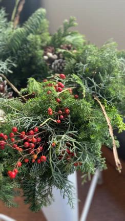 教室のリースはこれ！　展示会の思い出リースの記事動画