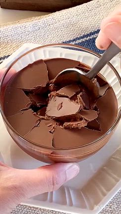 材料２つ！ゼラチンなし！ 【パリパリチョコムース】#連載#簡単の記事動画