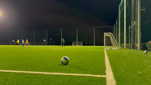 FORZA「2025最後のストライカースクール」の記事動画