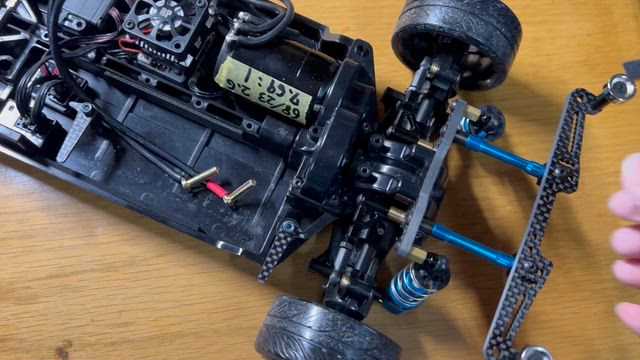 TT02フロントサスコンバージョン　参考セットの記事動画