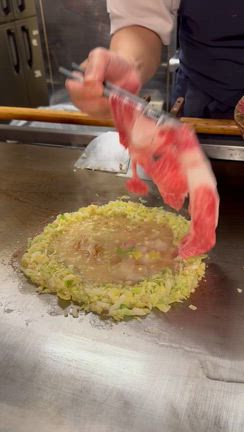 ついに学芸大学『だしともんじゃ』へ。の記事動画