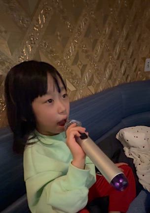 歌、上手くなってる！笑の記事動画