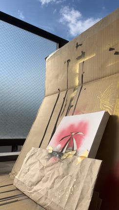 続き　練習から本番へ　”SACHIKO作品　初めての背景白にステンシルアート”の記事動画