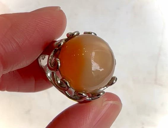 ☆6月誕生石「オレンジムーンストーン・svリング＆トップ」の記事動画