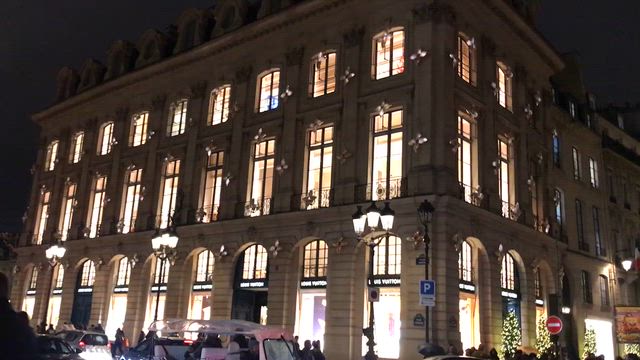 2025/12/20 一日出歩いてました。クリスマスイルミネーションを雨の中見て来ましたの記事動画