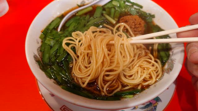 中華そば 駅前萬来軒☆ニラそばの記事動画