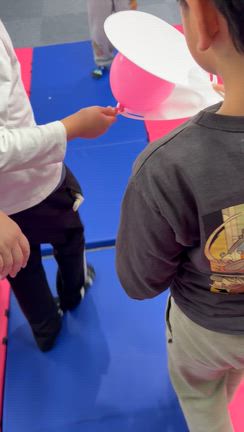 ペアで協力する風船リレー！！【ウィズ・ユー溝の口plus】 就労準備型放課後等デイサービスの記事動画