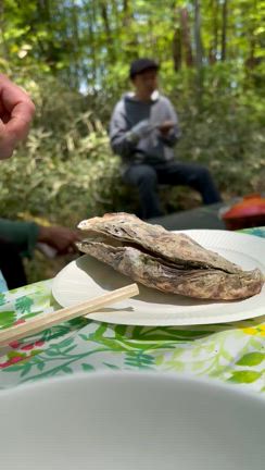 連休は薪仲間と牡蠣パーティーしましたの記事動画