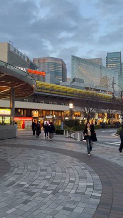 人生初のリアルドクターイエローを目撃したら、いい事あるかなの記事動画