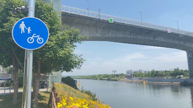 掘れば出てくる‼︎ 韓国 ローカル駅散策⑤ 「ケヤン駅 계양」の記事動画