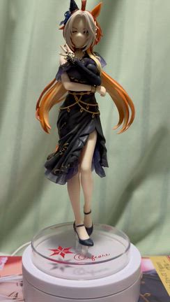 4人でフィギュア紹介コーナー(ウマ娘プリティーダービーオルフェーヴル