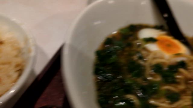 富士見市［にらラーメン］やまむろラーメンの記事動画
