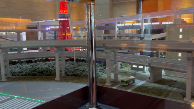 主人とランチ！実は鉄道スポットの東京駅TENQOOへ♪の記事動画