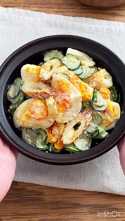 地味にうまい！【ちくわと卵のごまマヨサラダ】#簡単#節約の記事動画