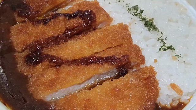 朝ごはん　カレーの記事動画