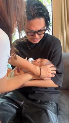 HELLO BABY❤️の記事動画