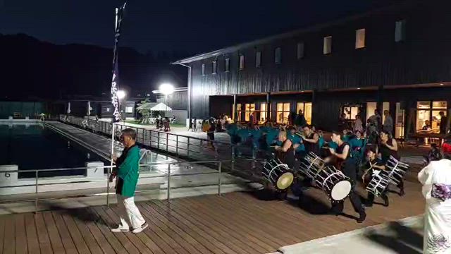 カダルテラス夏祭りの記事動画