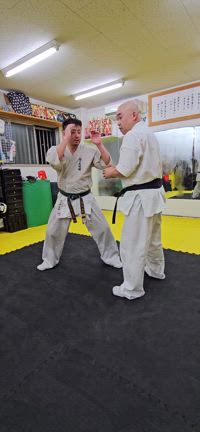 月に1度のド突き愛の日❗2分28ラウンド❗シニア関東最強組手稽古会❗の記事動画