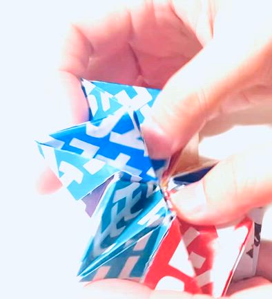 折り紙を作ってみましたの記事動画