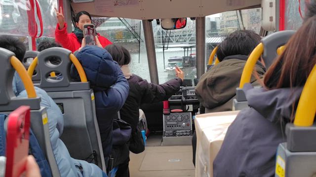 35億の男たちや女性の皆様への記事動画