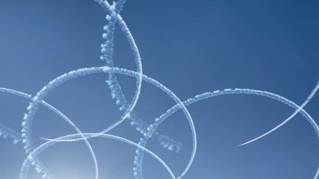 ブルーインパルス日和の記事動画