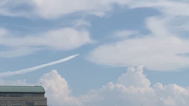 ☆大阪・関西万博☆ブルーインパルス見れました♪の記事動画