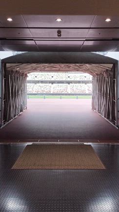 国立競技場スタジアムツアーの記事動画