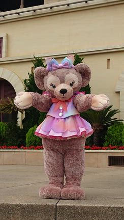 TDS☆カラフルハピネス・コスのジェラトーニ＆シェリーメイに