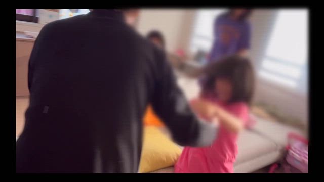 サプライズファミリー!!!!!の記事動画