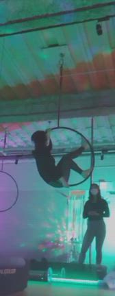 エアリアルフープの記事動画